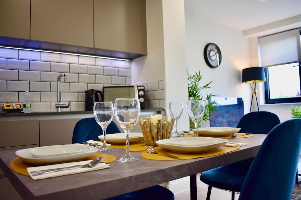 Stylish Modern 1Bed Apartment In Бедфорд Екстер'єр фото